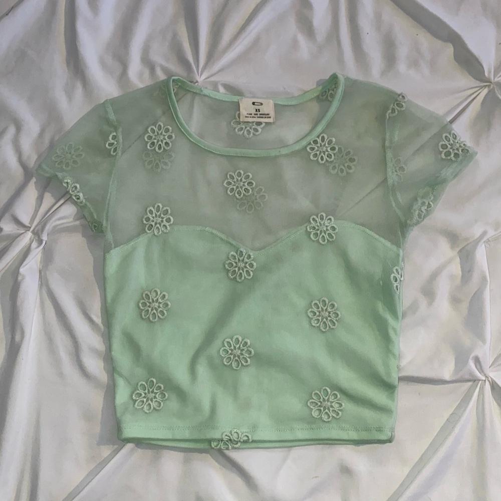 Pins & Needles Flower Top